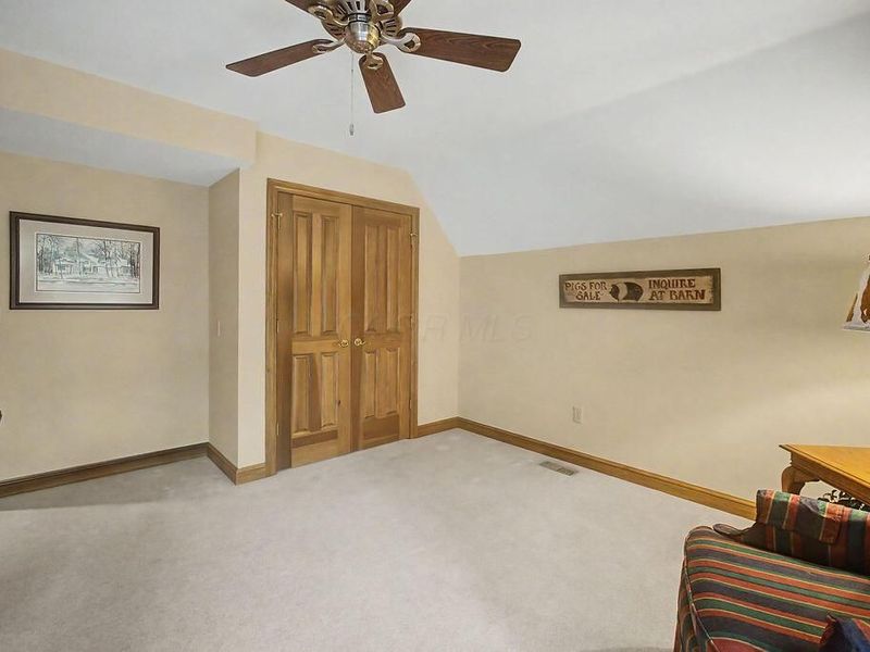 637 King Beach Drive, Howard, OH 43028 Photo 17