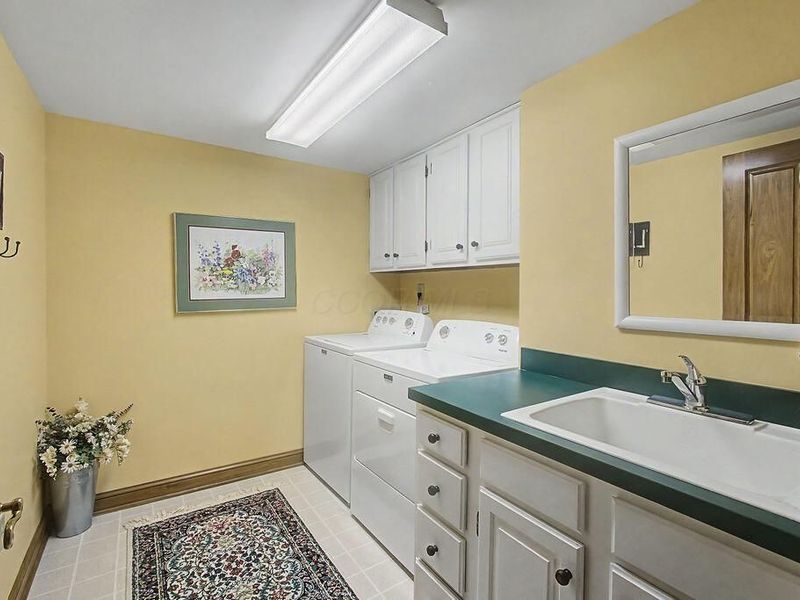 637 King Beach Drive, Howard, OH 43028 Photo 40