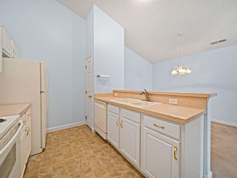 5198 Novelty Avenue , Unit 73A, Canal Winchester, OH 43110 Photo 7