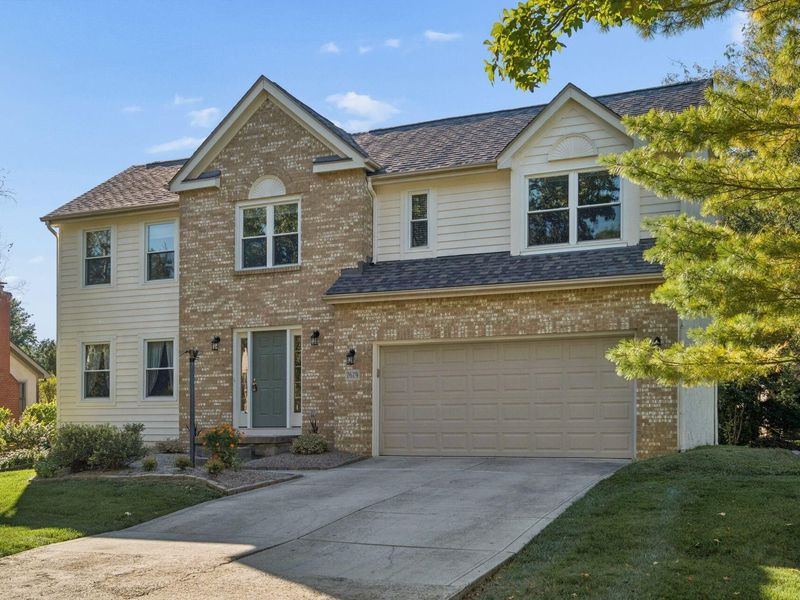 7679 Finbarr Court, Dublin, OH 43017 Photo 2