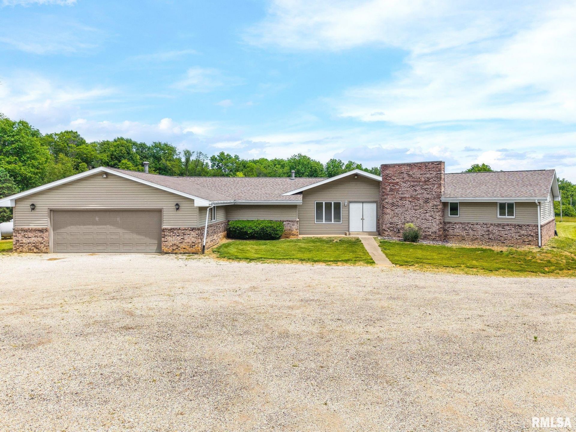 17322 W Broad Street, Brimfield, IL 61517 Main Photo