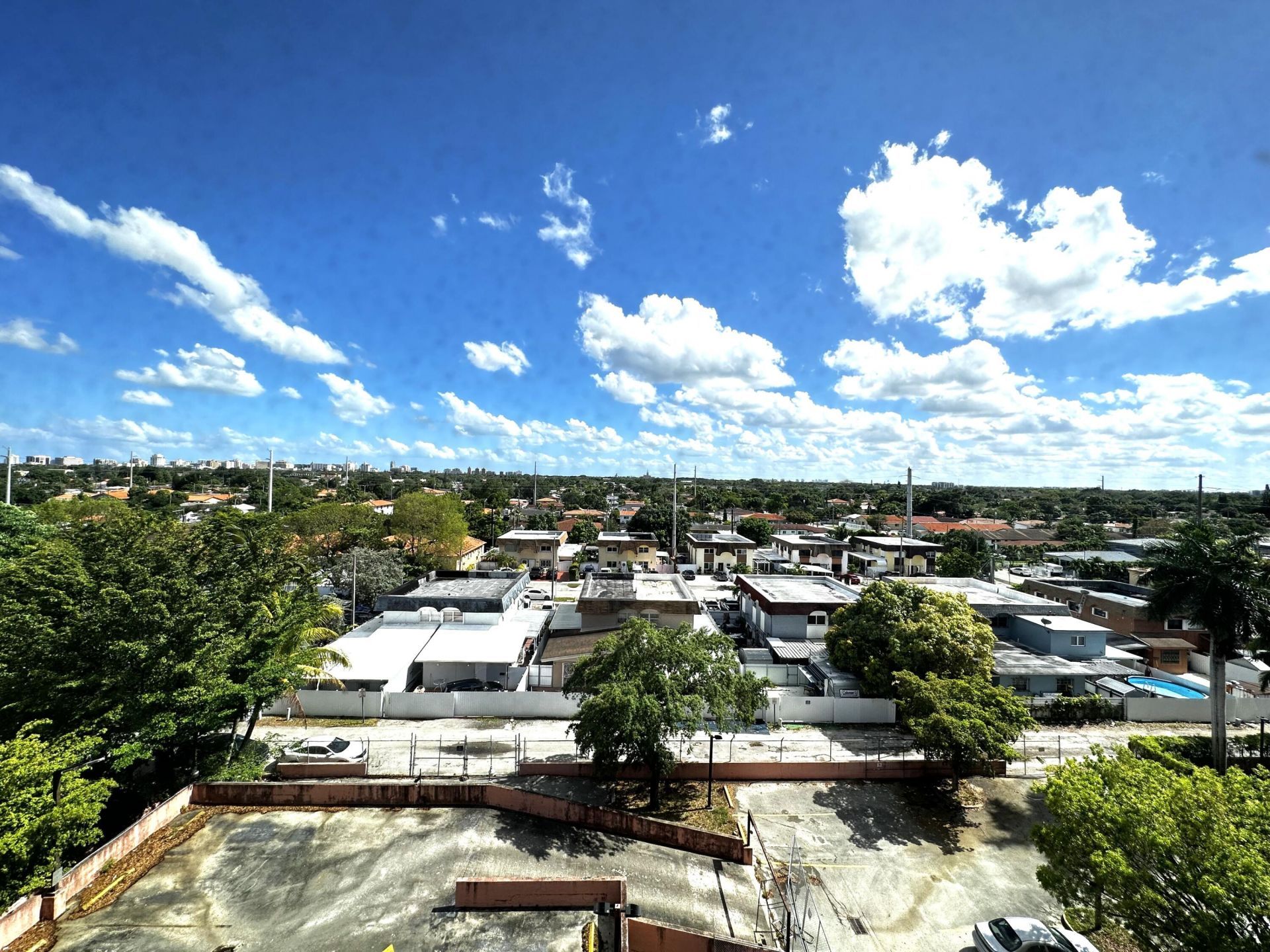 5050 NW 7th Street, Unit 602, Miami, FL 33126 Photo