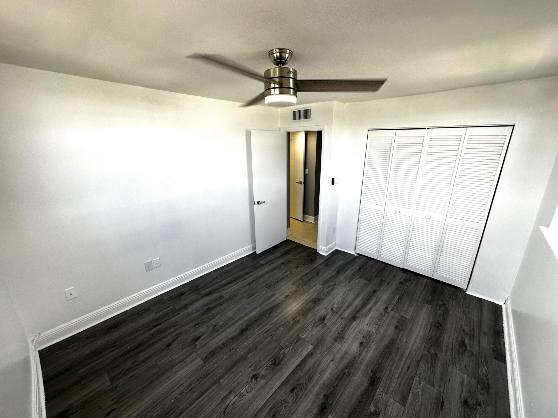 5050 NW 7th Street, Unit 602, Miami, FL 33126 Photo