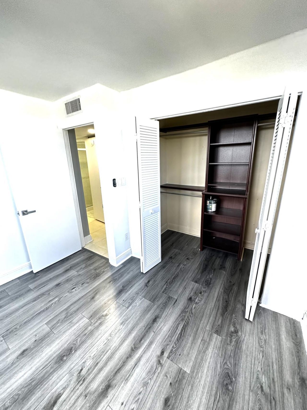 5050 NW 7th Street, Unit 602, Miami, FL 33126 Photo