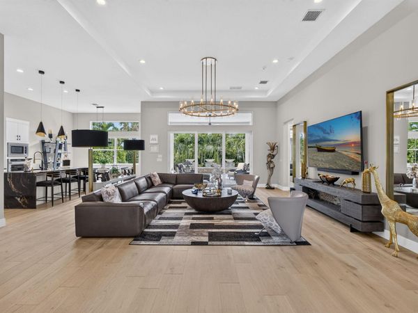 9964 SEAGRASS Way, Palm Beach Gardens, FL 33412