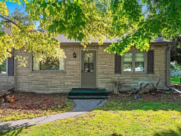 2615 W HIGHWAY DRIVE, Appleton, WI 54914