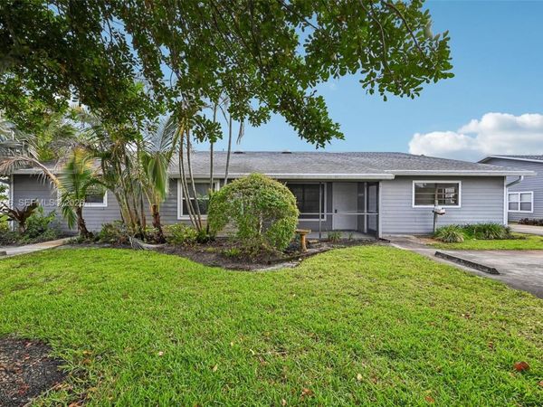 9095 SE Hobe Ridge Ave , Hobe Sound, FL 33455