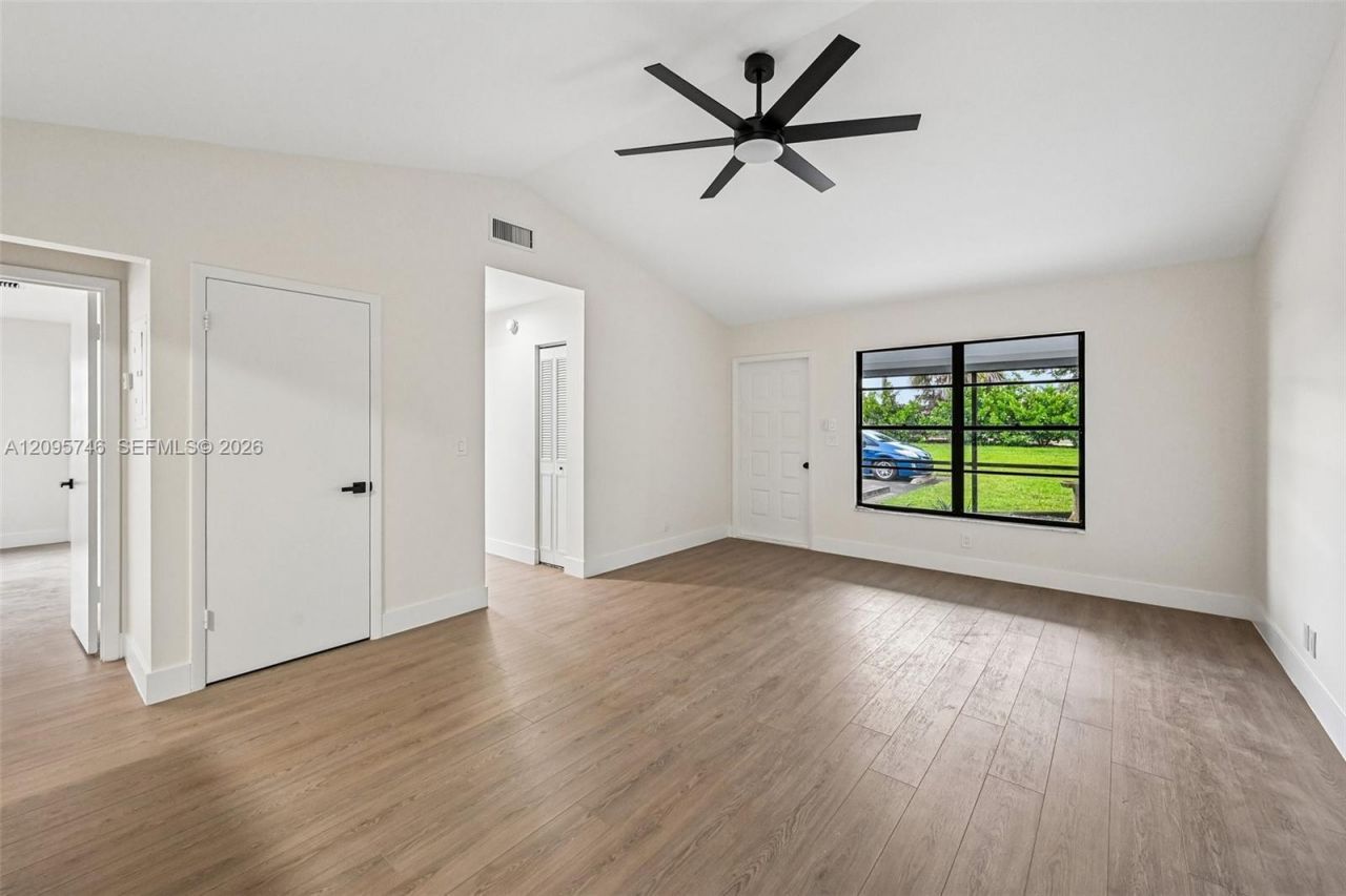 9095 SE Hobe Ridge Ave , Hobe Sound, FL 33455 Photo