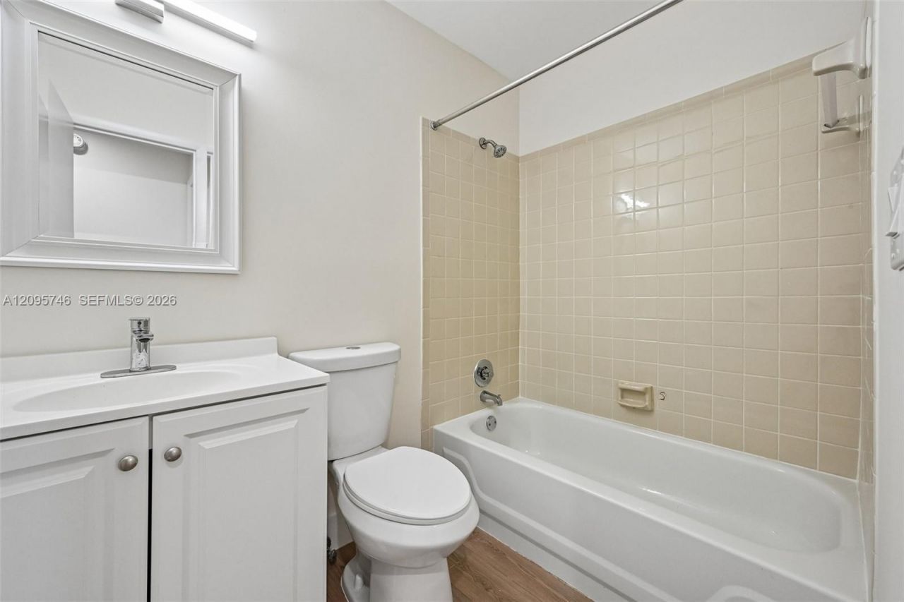 9095 SE Hobe Ridge Ave , Hobe Sound, FL 33455 Photo