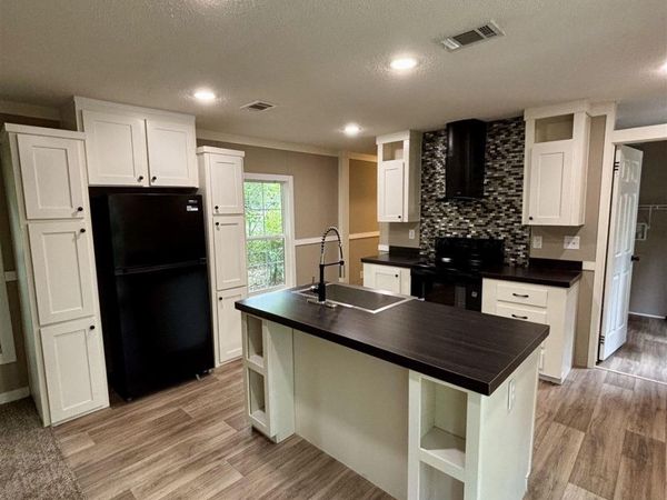 6923 Datura St, Milton, FL 32570