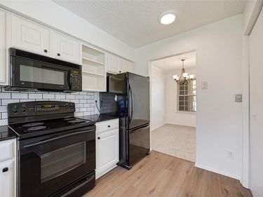5300 Keller Springs, Unit 1086, Dallas, TX 75248