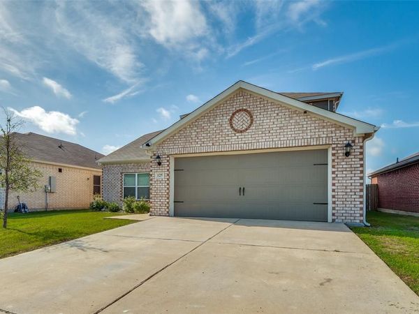 125 Sammy Fowler Avenue, Venus, TX 76084