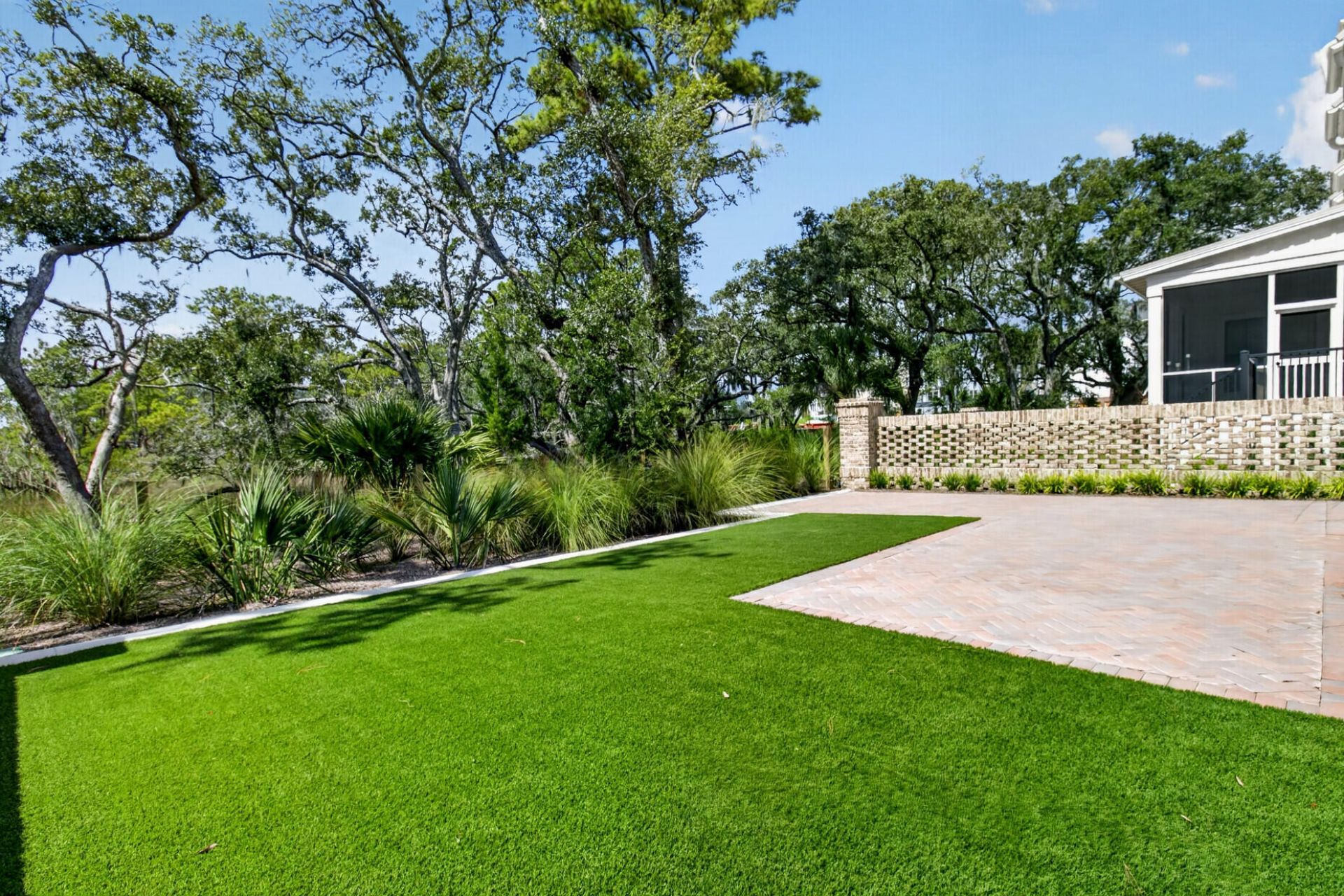 531 Helmsman Street Photo 20