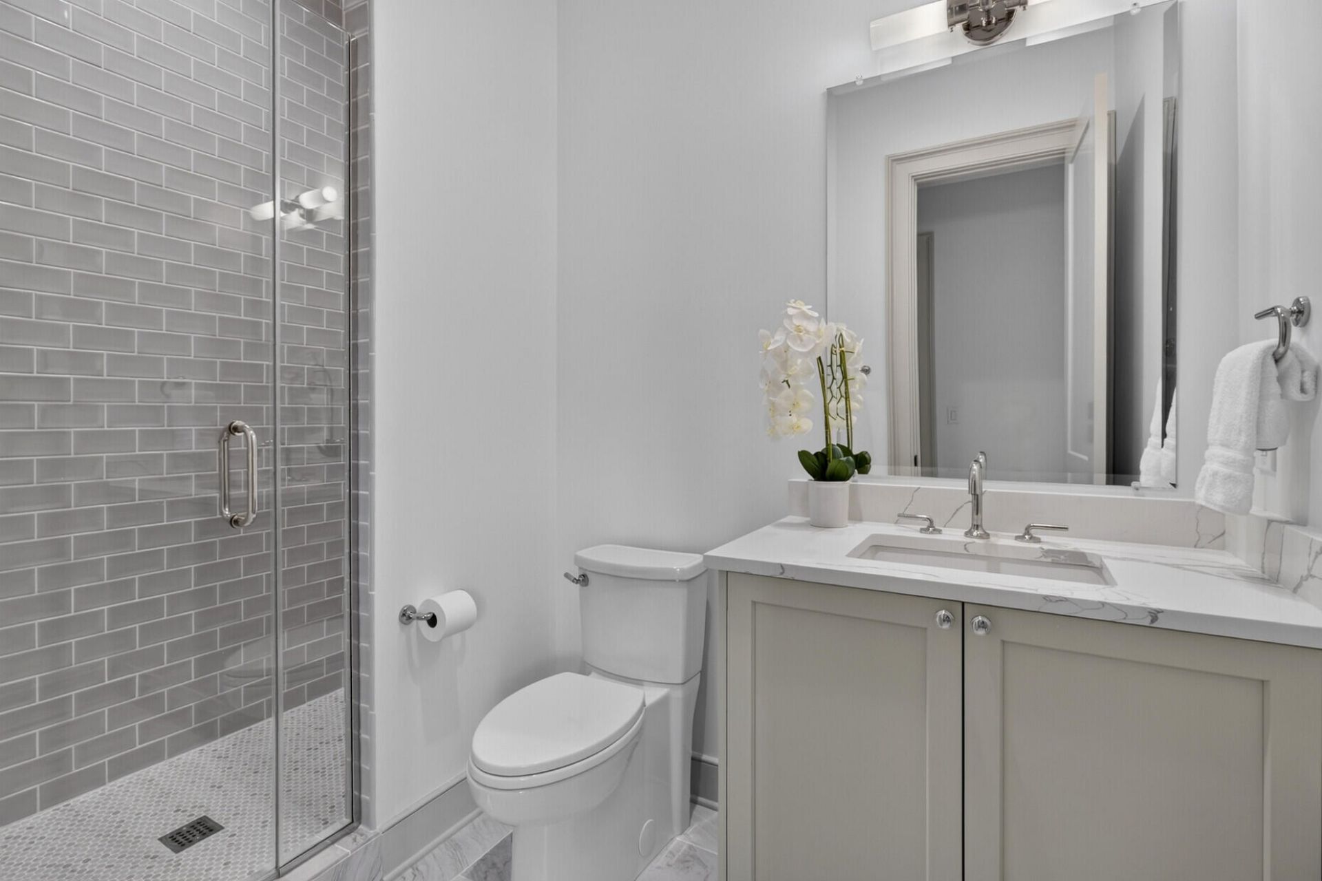 531 Helmsman Street Photo 27