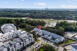 531 Helmsman Street photo 4