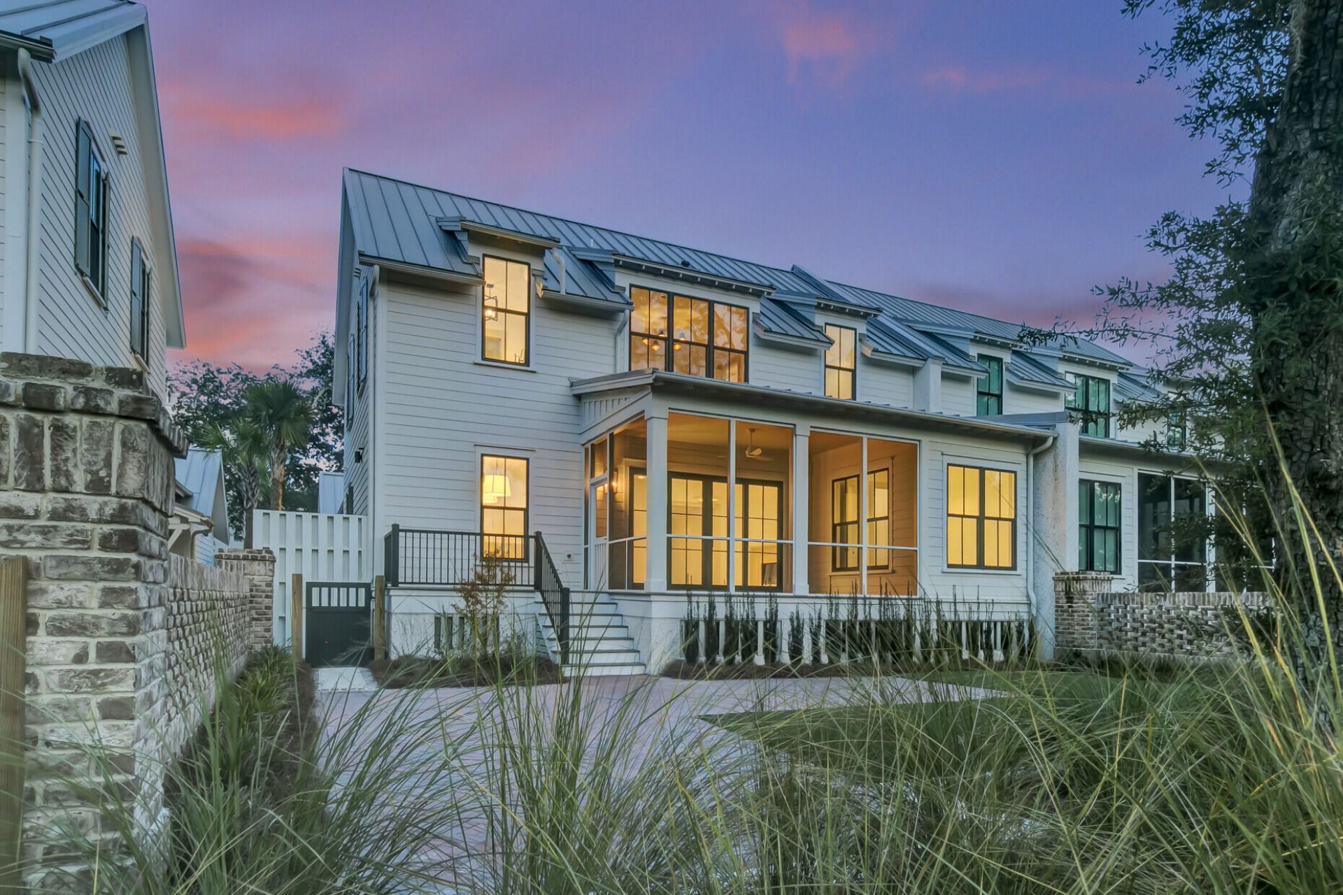 531 Helmsman Street Photo 51