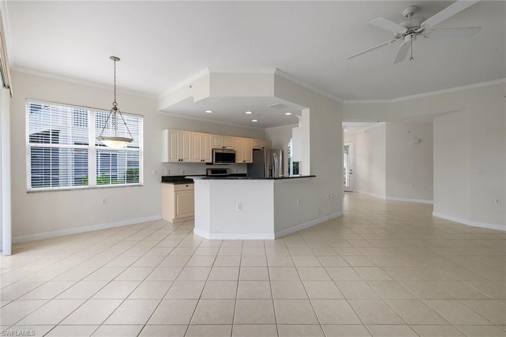 3058 Driftwood Way, Unit 4407, Naples, FL 34109 Photo