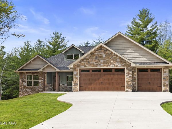 150 Natchez Circle, Crossville, TN 38558
