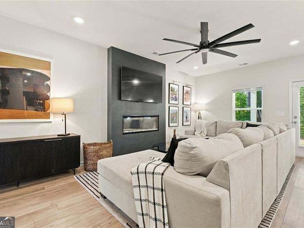 1170 Chastain Drive, Sugar Hill, GA 30518