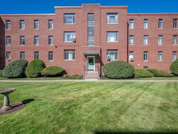 10 Ashland Street, Unit 3R, Worcester, MA 01609
