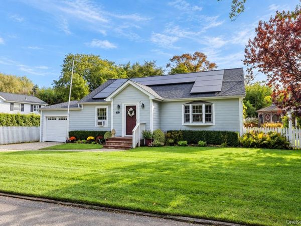 43 Astor Avenue , Brookhaven, NY 11719
