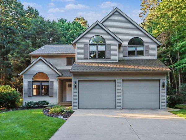 8419 W Op Avenue, Kalamazoo, MI 49009