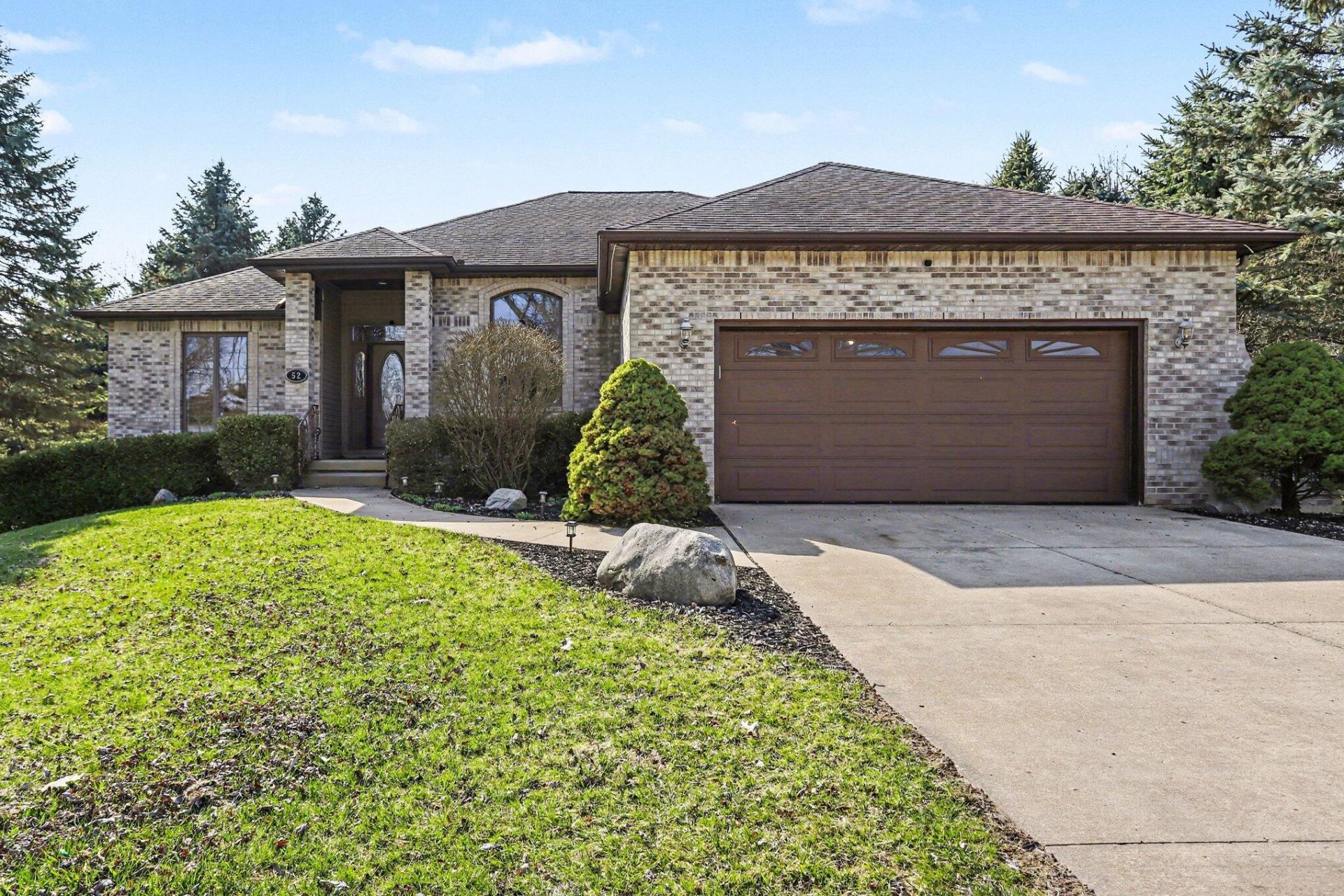 52 E Acacia Boulevard, Battle Creek, MI 49015 Main Photo