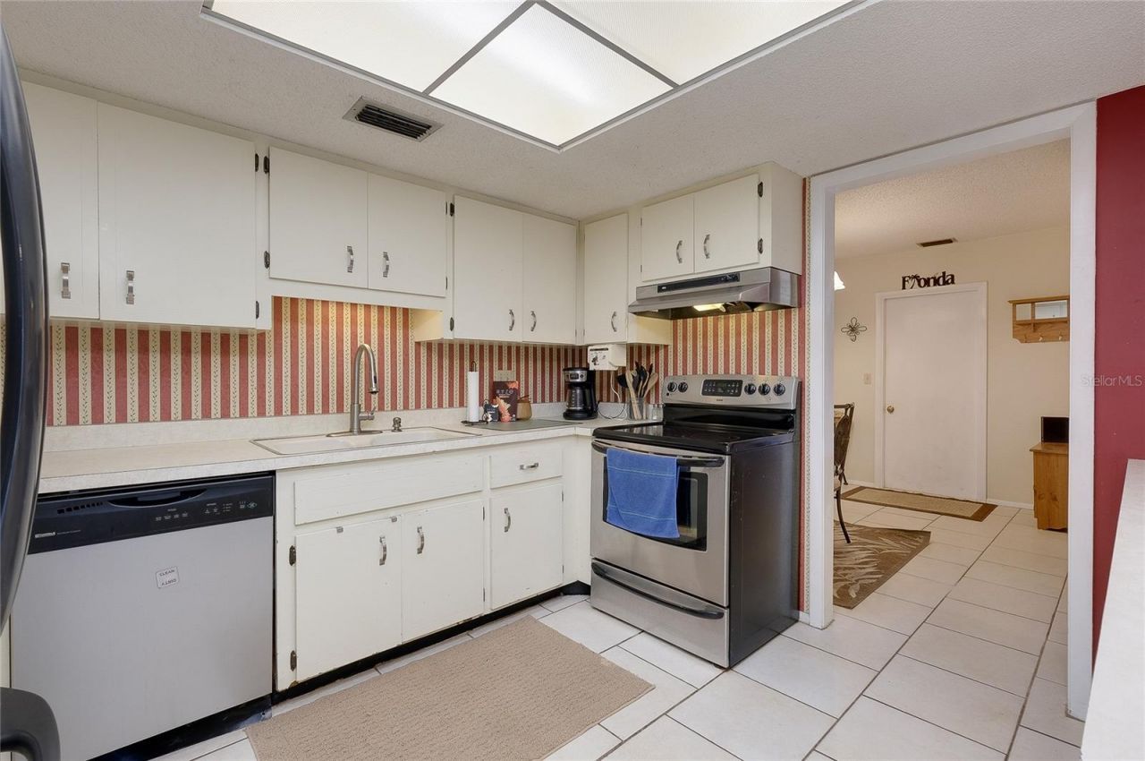 2013 38th Street W, Bradenton, FL 34205 Photo