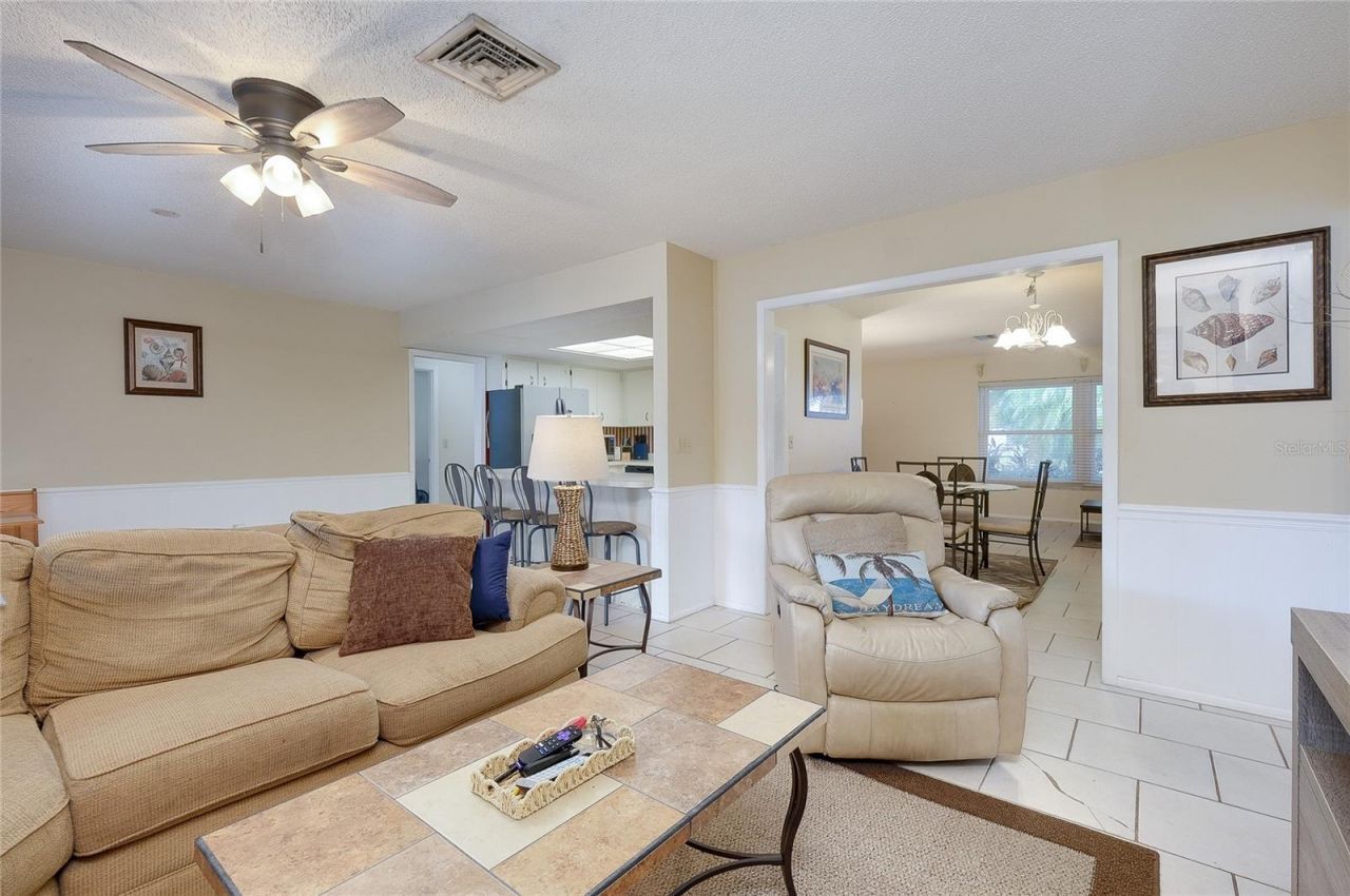 2013 38th Street W, Bradenton, FL 34205 Photo