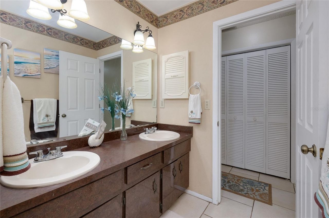 2013 38th Street W, Bradenton, FL 34205 Photo