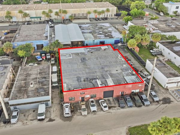 816 NW 6TH Avenue, Fort Lauderdale, FL 33394