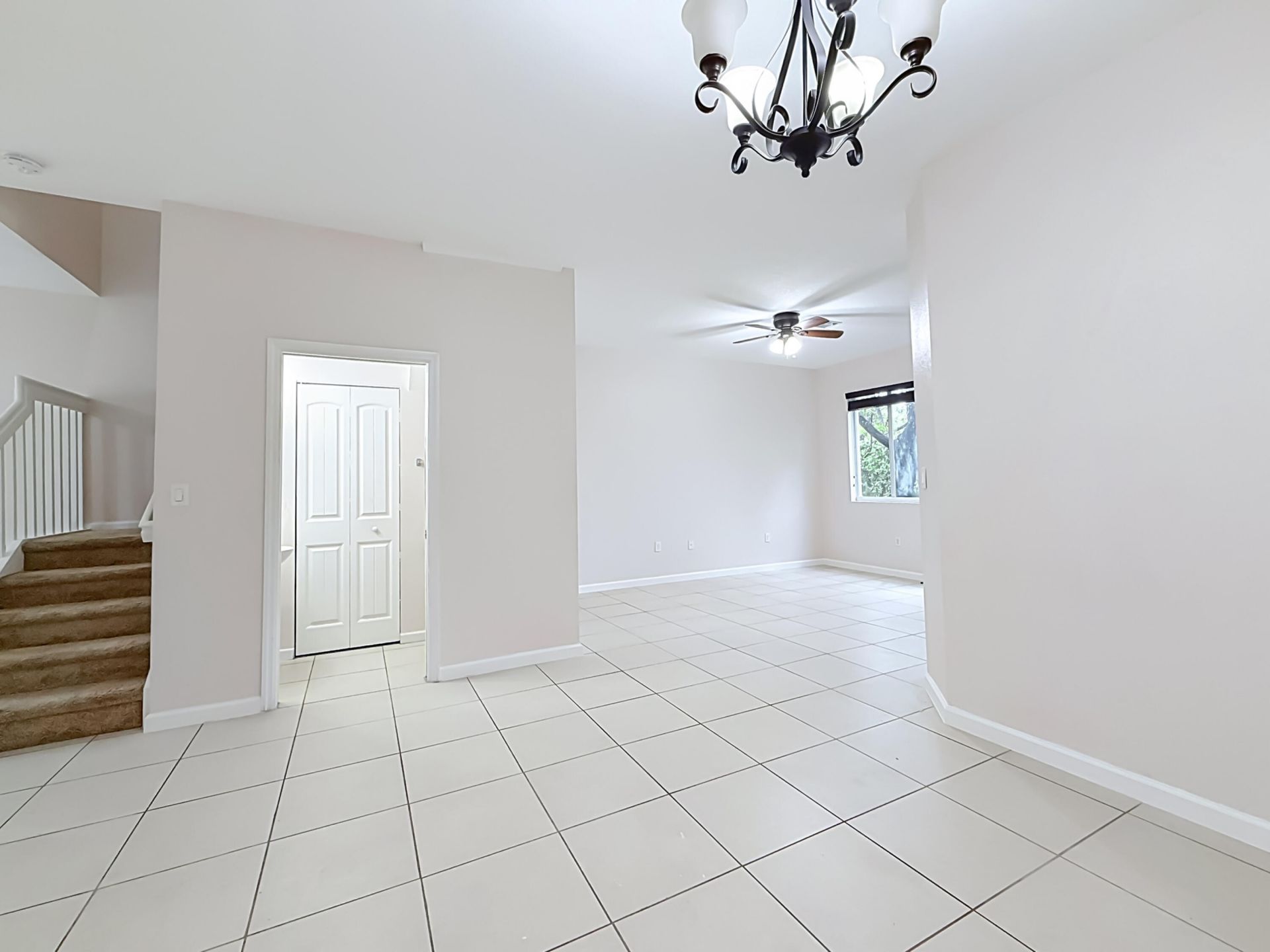 1366 NW 214th Terrace, Miami Gardens, FL 33169 Photo