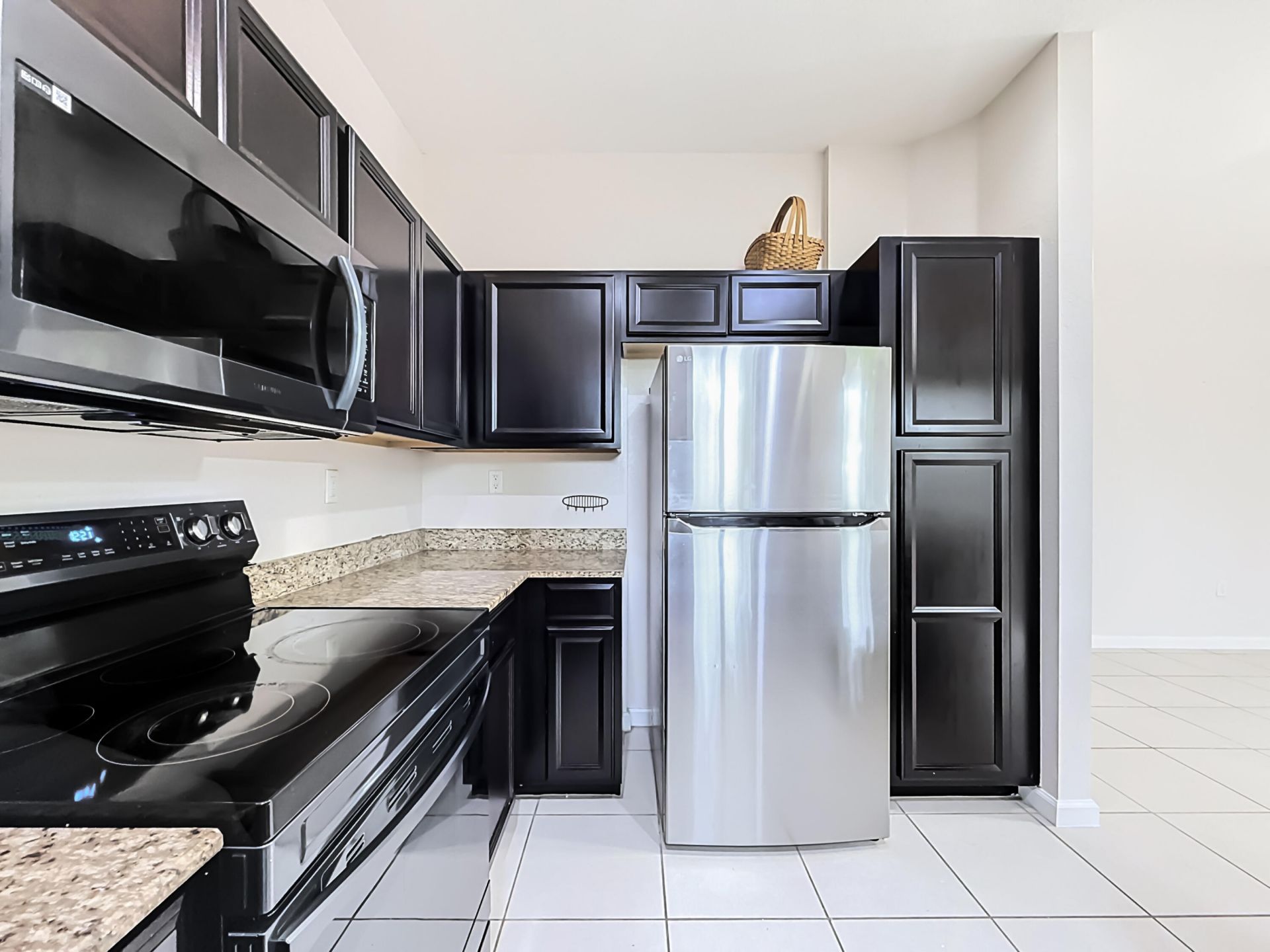 1366 NW 214th Terrace, Miami Gardens, FL 33169 Photo