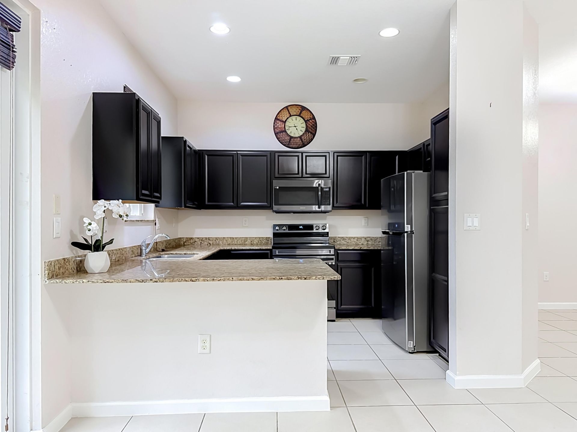 1366 NW 214th Terrace, Miami Gardens, FL 33169 Photo