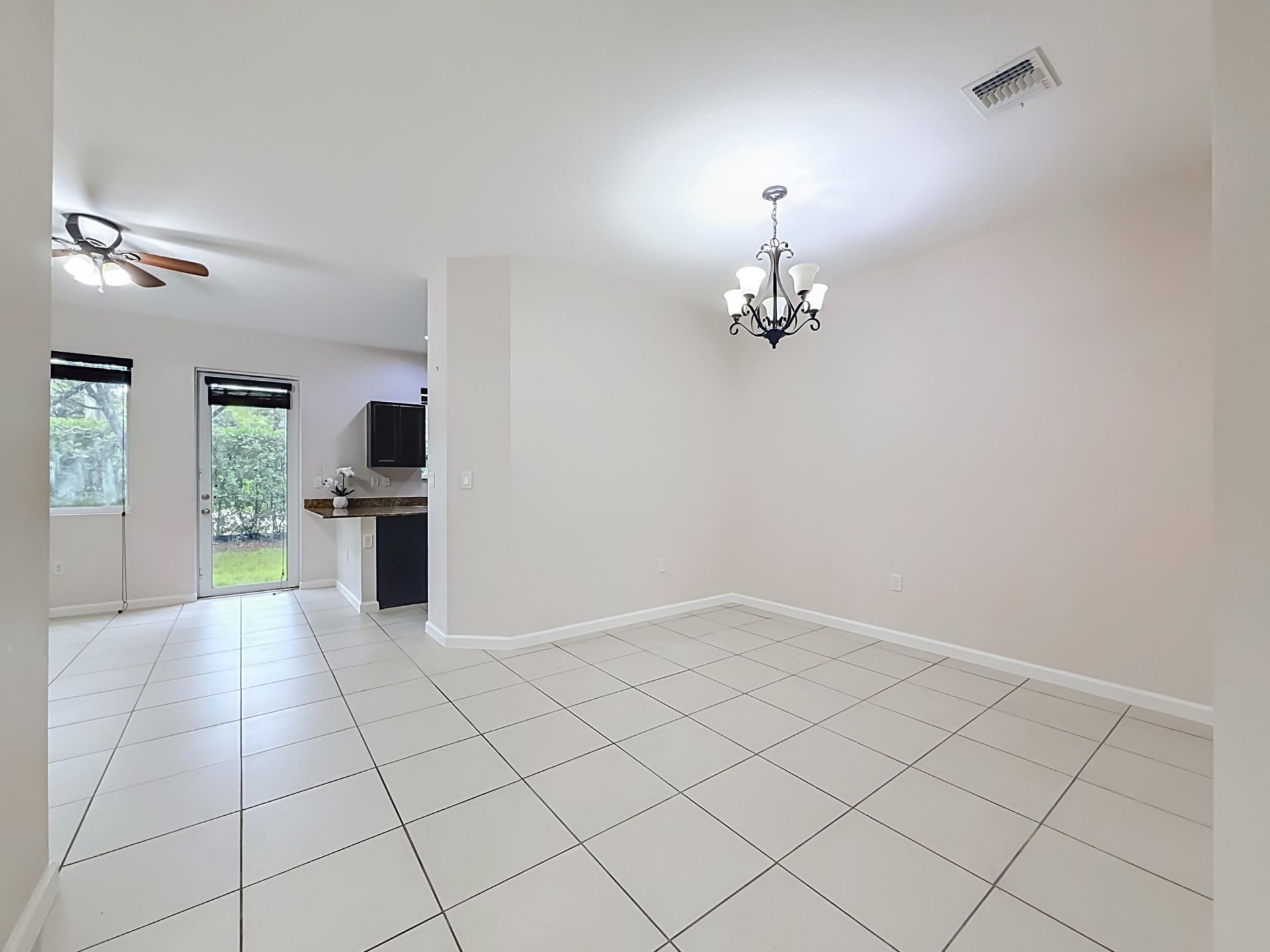 1366 NW 214th Terrace, Miami Gardens, FL 33169 Photo