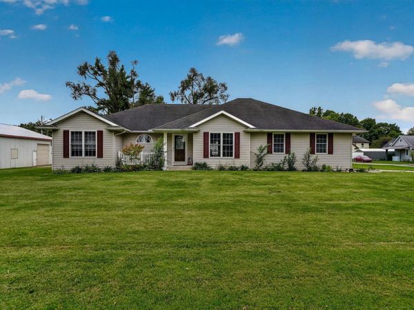 1225 W Rogers Street, Osceola, IN 46561