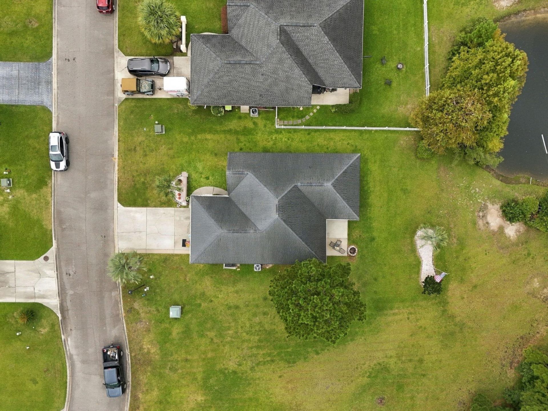 8002 Leeward Ln. Photo 37