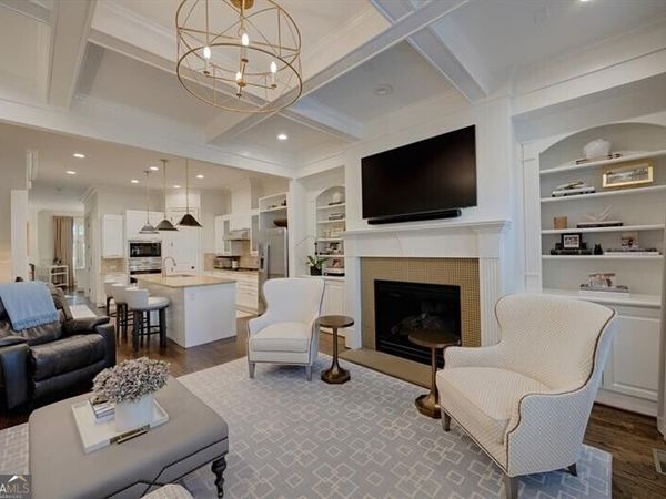 3574 Roswell Road NW, Atlanta, GA 30305