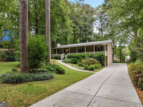 3465 Broxton Mill Way, Snellville, GA 30039