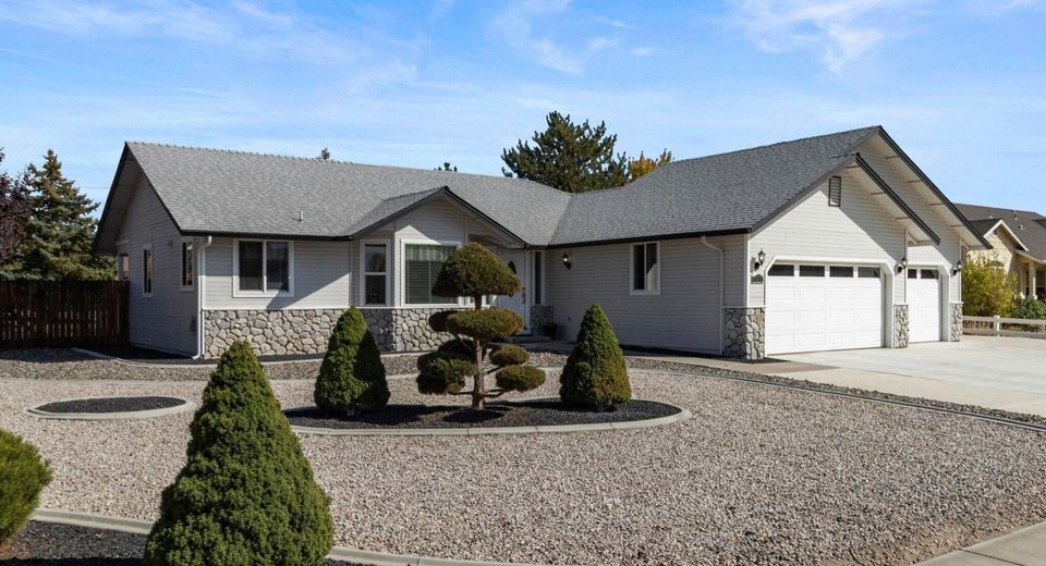 2947 Hot Springs Drive, Minden, NV 89423 Photo