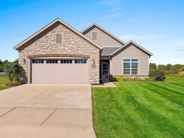 3421 PEPPERGRASS COURT, Green Bay, WI 54311