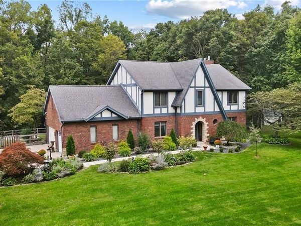 1079 Berryhill Road, Sugarcreek Township, OH 45305