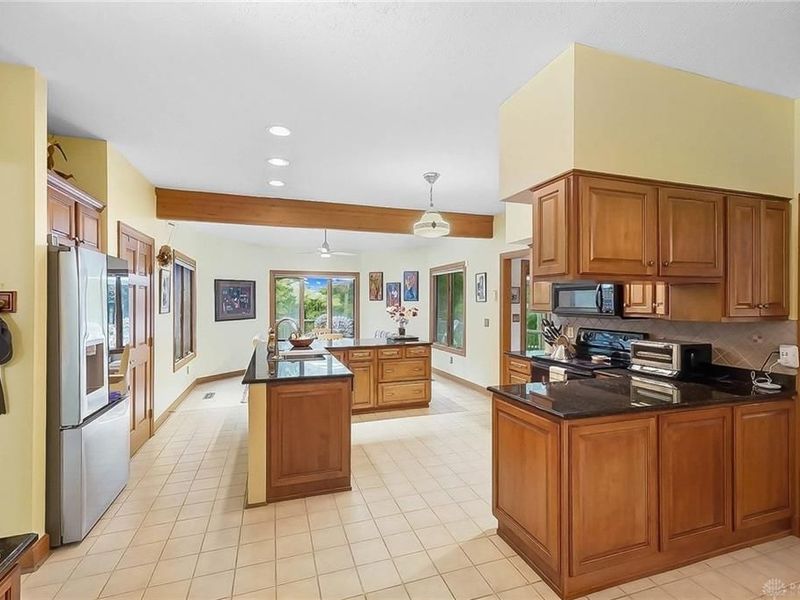 1079 Berryhill Road, Bellbrook, OH 45305 Photo 20