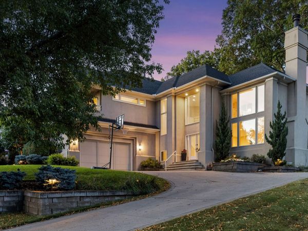 2323 Huntington Point Road W, Minnetonka Beach, MN 55391