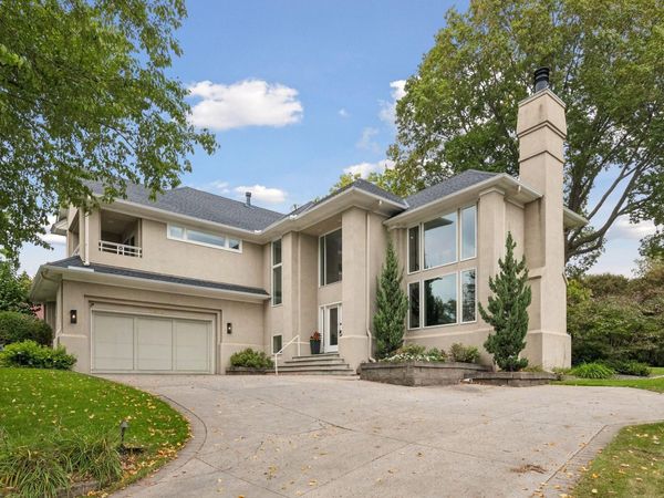 2323 Huntington Point Road W, Minnetonka Beach, MN 55391