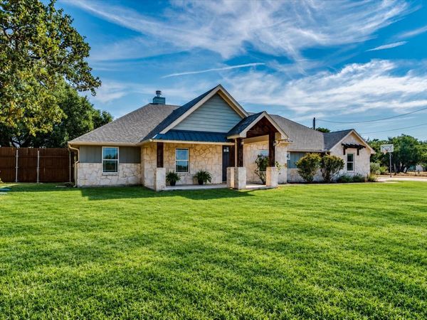 109 Deep Lake CIR, Liberty Hill, TX 78642