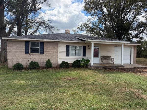 108 Rainey St., Ripley, MS 38663
