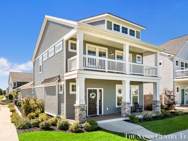 406 W Leland Drive, Whitehall, MI 49461