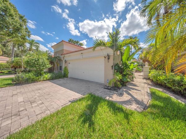 2418 Sandy Cay, West Palm Beach, FL 33411