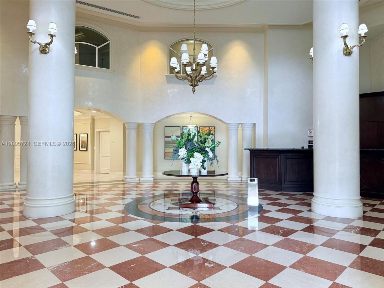 19900 E Country Club Dr , Unit 216, Aventura, FL 33180 Photo